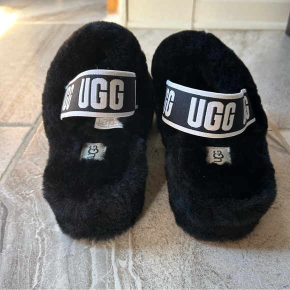 NWOB UGG Women’s Oh Yeah Black Slide Slipper, Size 10 - Picture 5 of 9